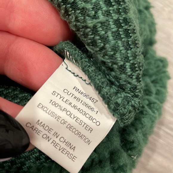 #Elfie Xmas sweater!🎄♥️ - Picture 6 of 7